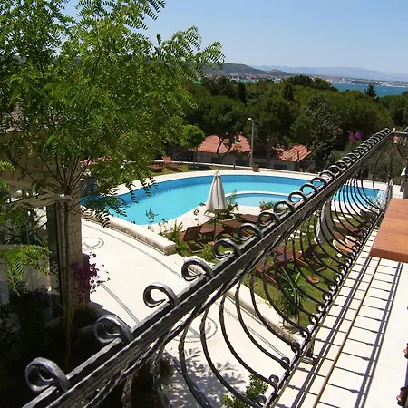 Bed & Breakfast Dolina Cesme