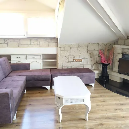 Dolina Bed & Breakfast 3*