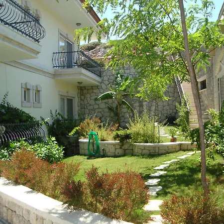 Oda ve Kahvaltı Dolina